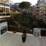 Tribuperez A Juan-antibes 아파트