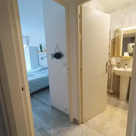 Tribuperez A Juan-antibes Apartmán