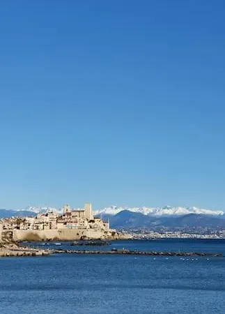 Tribuperez A Juan-antibes